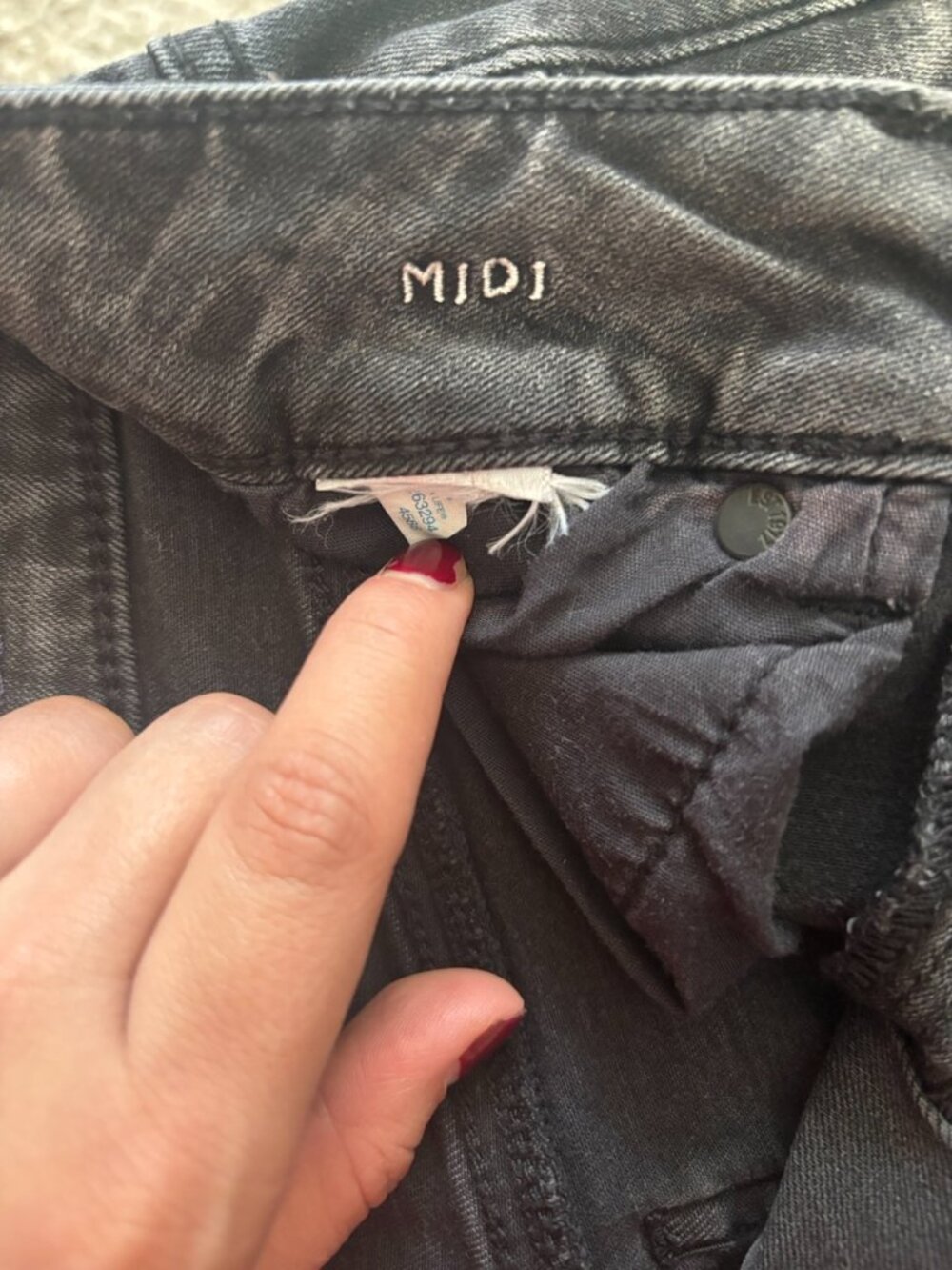 American Eagle Shorts - Picture 4 of 4